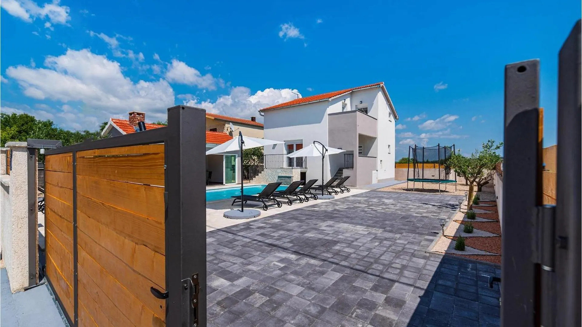 Villa Feniks Polaca