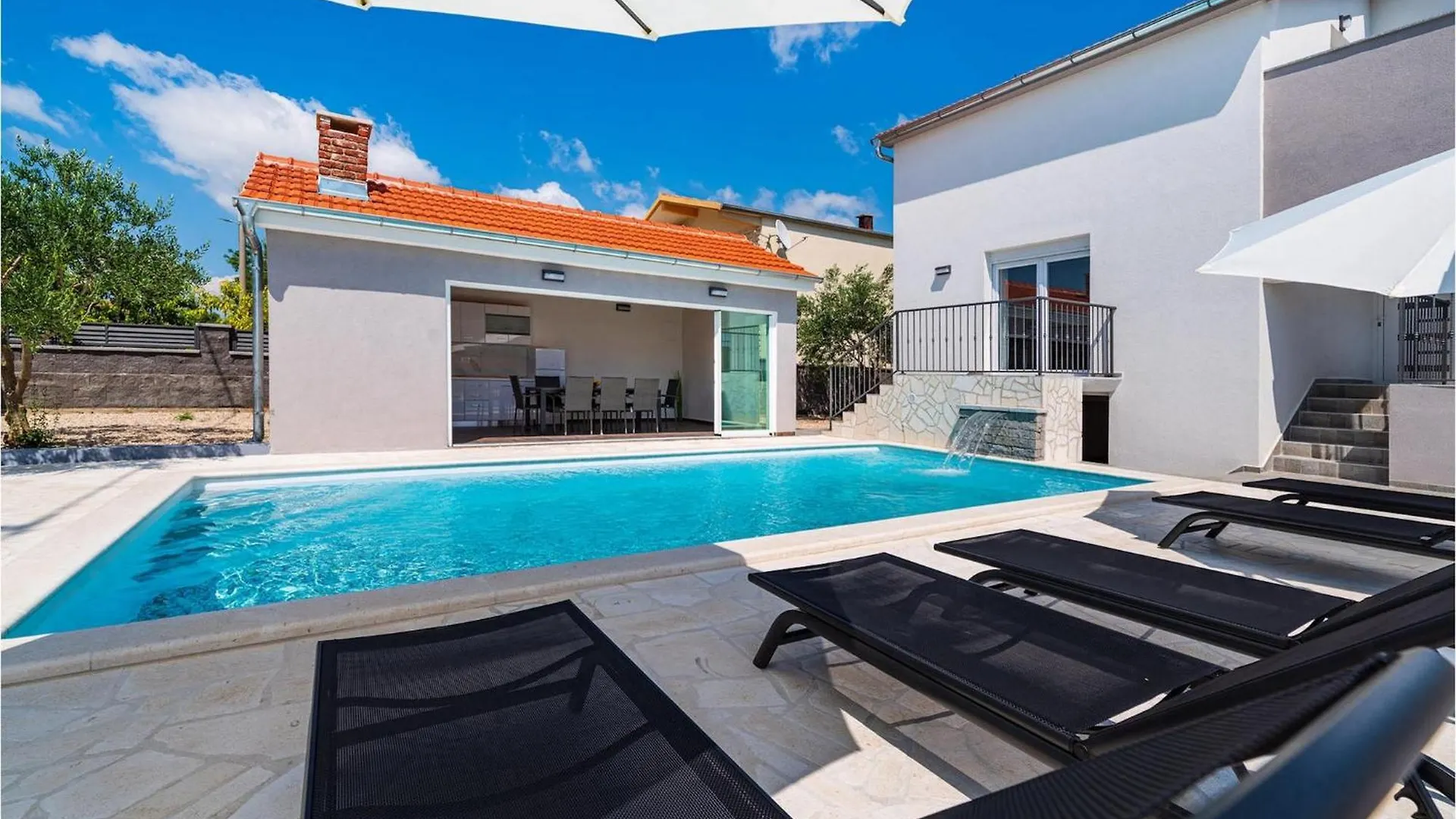 Villa Feniks Polaca 0*,