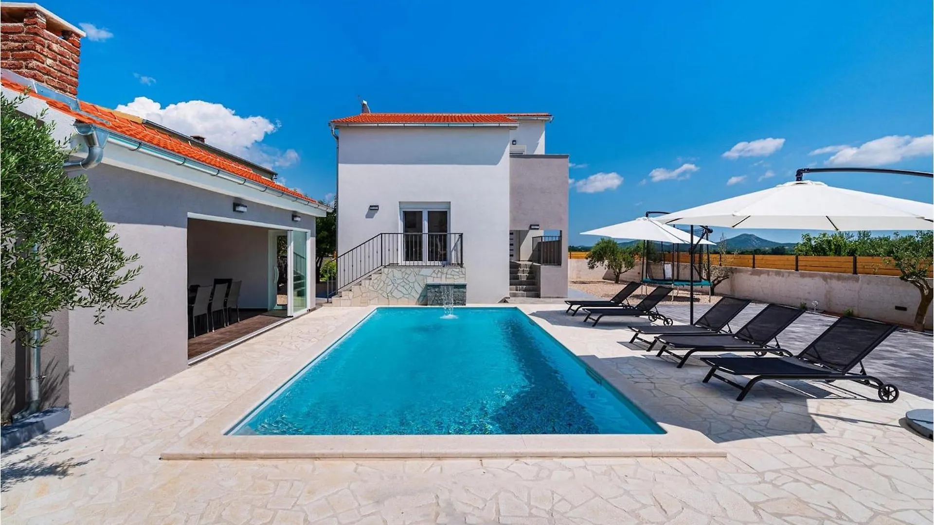 Villa Feniks Polaca 0*,  Croatia